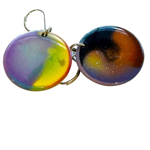 Vintage Colorful Resin Swirl Earrings. Lever backs. EUC - Picture 6 of 8